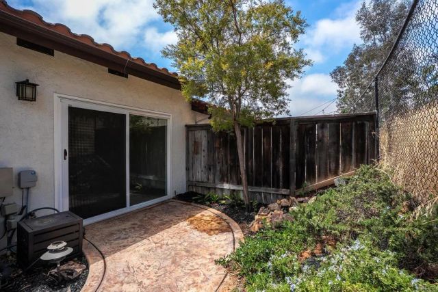 3950 Murray Hill Road, La Mesa, CA 91941