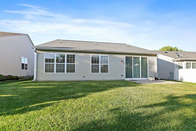 11715 Windsor Drive, Huntley, IL 60142