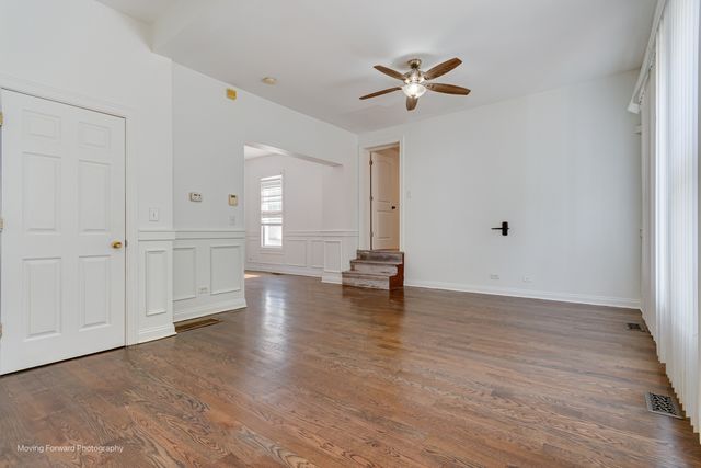 8821 S PRINCETON Avenue, Chicago, IL 60620