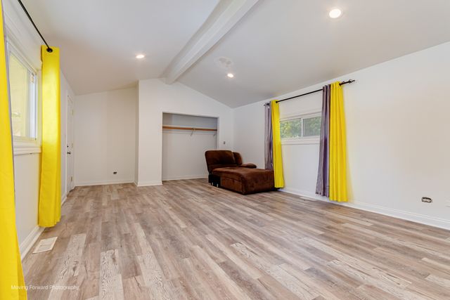 8821 S PRINCETON Avenue, Chicago, IL 60620