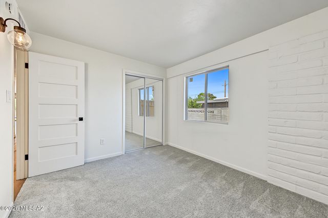 8747 E Lancaster Road, Tucson, AZ 85715