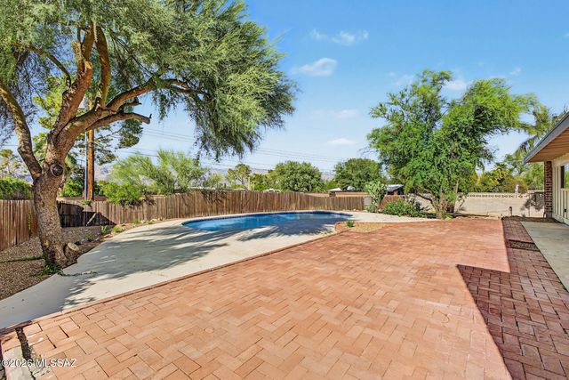 8747 E Lancaster Road, Tucson, AZ 85715