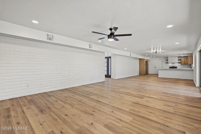 8747 E Lancaster Road, Tucson, AZ 85715