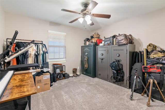 221 S Avenue C, Point, TX 75472