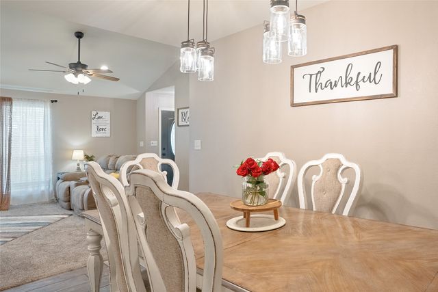 221 S Avenue C, Point, TX 75472