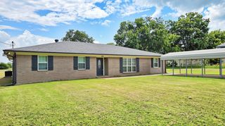 221 S Avenue C, Point, TX 75472