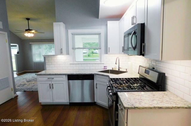 14009 Beeston Blvd, Louisville, KY 40272