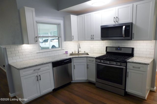 14009 Beeston Blvd, Louisville, KY 40272