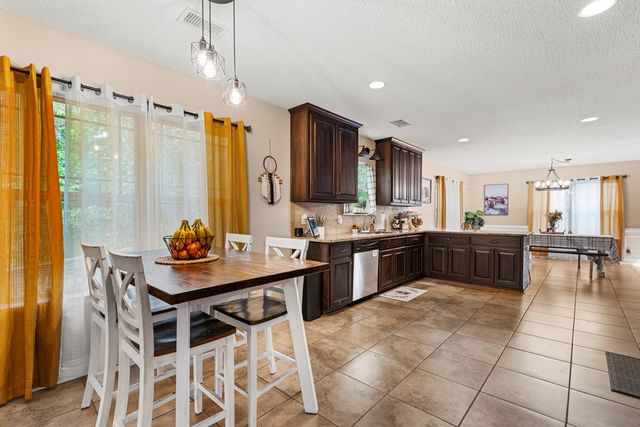89 Lee Road 2195, Phenix City, AL 36870
