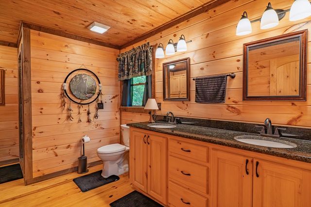 4527 Gates Chapel Road, Ellijay, GA 30540