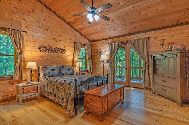 4527 Gates Chapel Road, Ellijay, GA 30540
