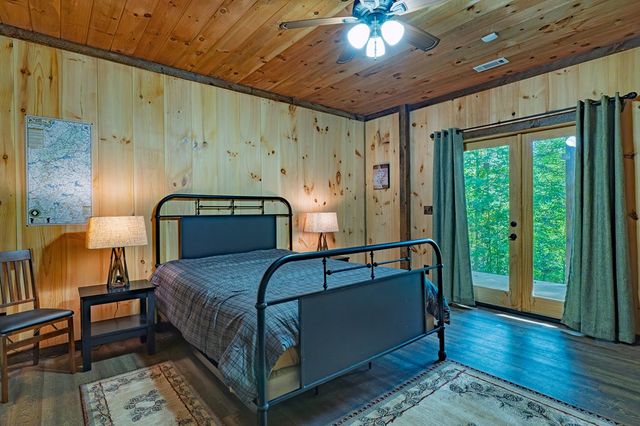 4527 Gates Chapel Road, Ellijay, GA 30540