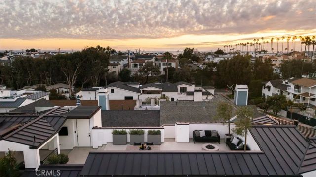 412 Heliotrope, Corona Del Mar, CA 92625