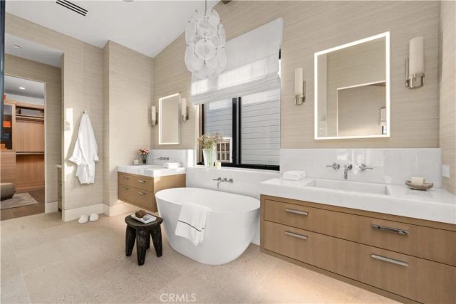 412 Heliotrope, Corona Del Mar, CA 92625