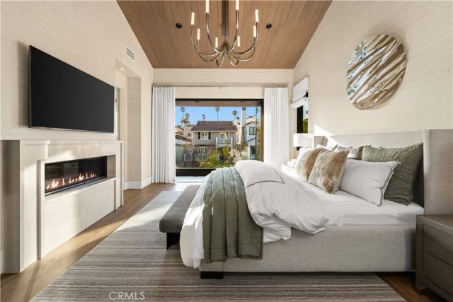412 Heliotrope, Corona Del Mar, CA 92625