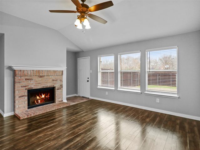 2925 Nautilus Drive, Lancaster, TX 75146