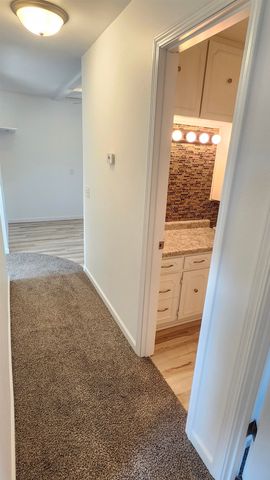 1508 SW 8th St, Minot, ND 58701