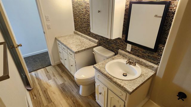 1508 SW 8th St, Minot, ND 58701