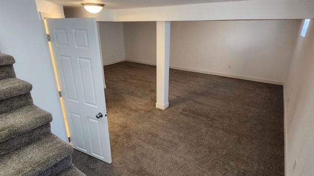 1508 SW 8th St, Minot, ND 58701