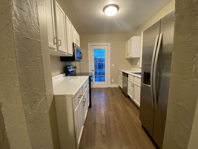 1634 1st Avenue S, Fargo, ND 58103