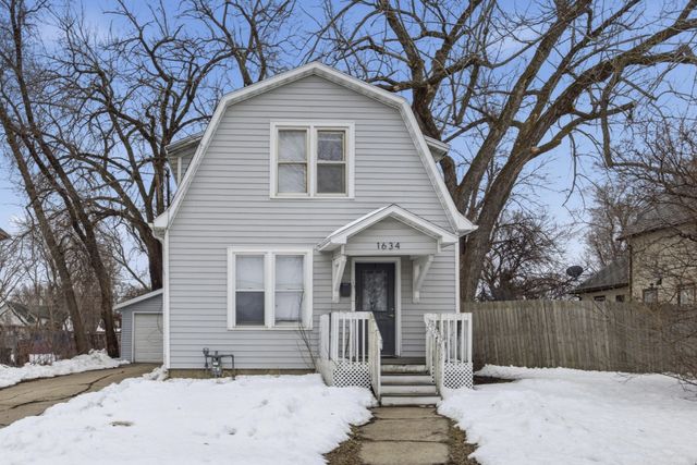 1634 1st Avenue S, Fargo, ND 58103