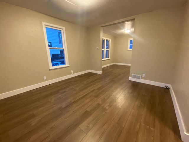 1634 1st Avenue S, Fargo, ND 58103