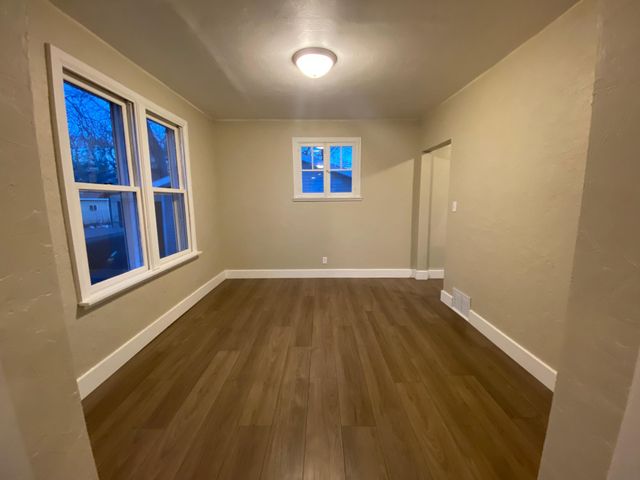 1634 1st Avenue S, Fargo, ND 58103