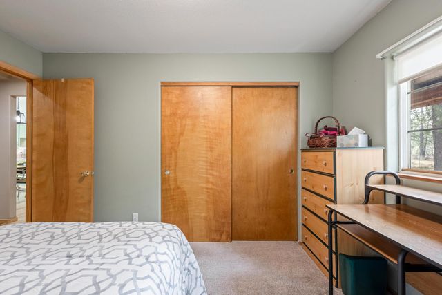 18900 Tuscarora Lane, Bend, OR 97702