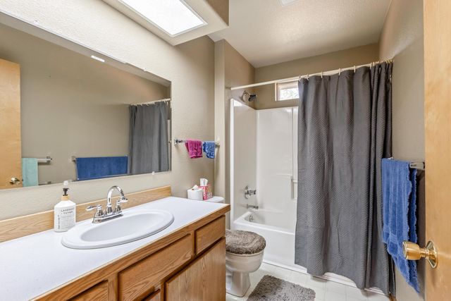 18900 Tuscarora Lane, Bend, OR 97702