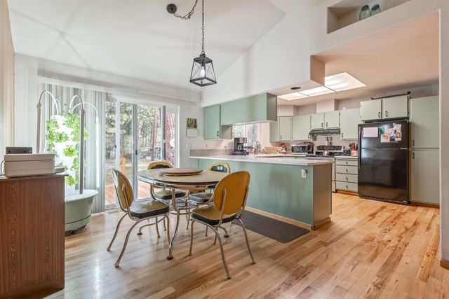 18900 Tuscarora Lane, Bend, OR 97702