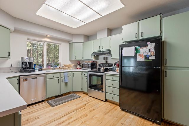 18900 Tuscarora Lane, Bend, OR 97702