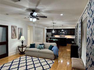 2208 Post Office Street 105, Galveston, TX 77550