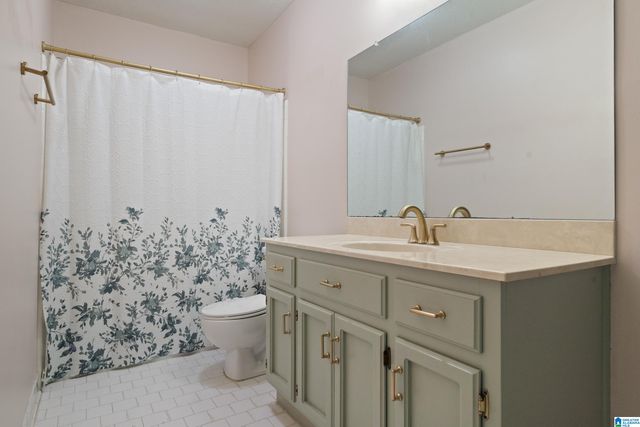 103 GREEN WING CIRCLE, Pelham, AL 35124