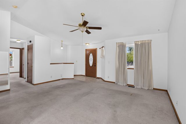 2813 W 43rd St S, Wichita, KS 67217