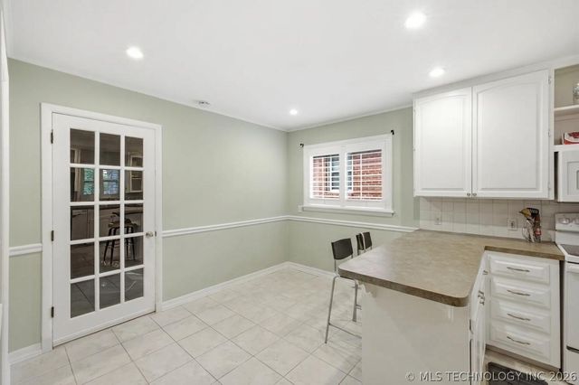 3737 E 37th Place, Tulsa, OK 74135