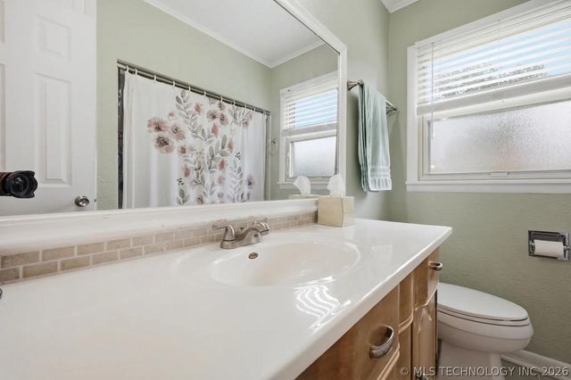 3737 E 37th Place, Tulsa, OK 74135