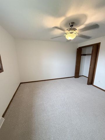 2519 FOND DU LAC ROAD, Oshkosh, WI 54902