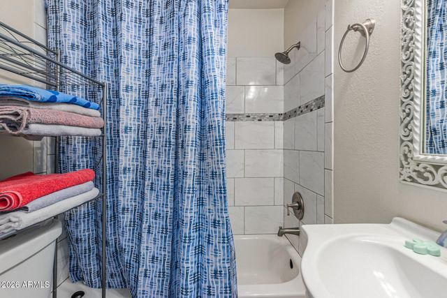 3036 W CYPRESS Street, Phoenix, AZ 85009