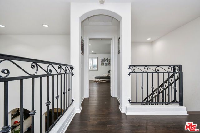 15525 Morrison Street, Sherman Oaks, CA 91403
