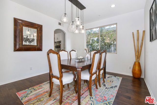 15525 Morrison Street, Sherman Oaks, CA 91403