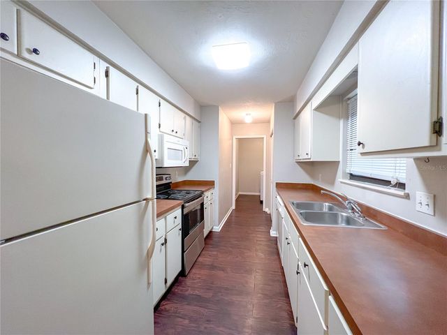 720 SW 77TH TERRACE, Gainesville, FL 32607
