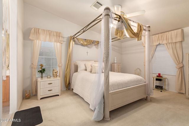 3301 S GOLDFIELD Road 3004, Apache Junction, AZ 85119