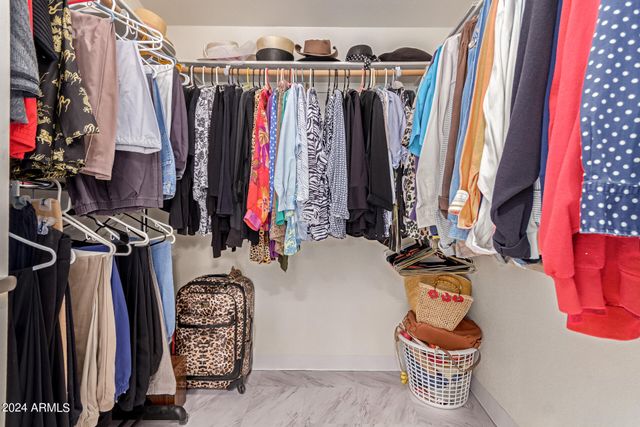 3301 S GOLDFIELD Road 3004, Apache Junction, AZ 85119