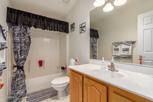 3301 S GOLDFIELD Road 3004, Apache Junction, AZ 85119