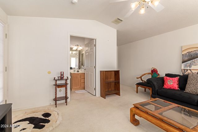 3301 S GOLDFIELD Road 3004, Apache Junction, AZ 85119