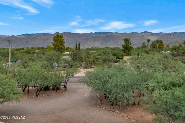 12160 E Tanque Verde Road, Tucson, AZ 85749