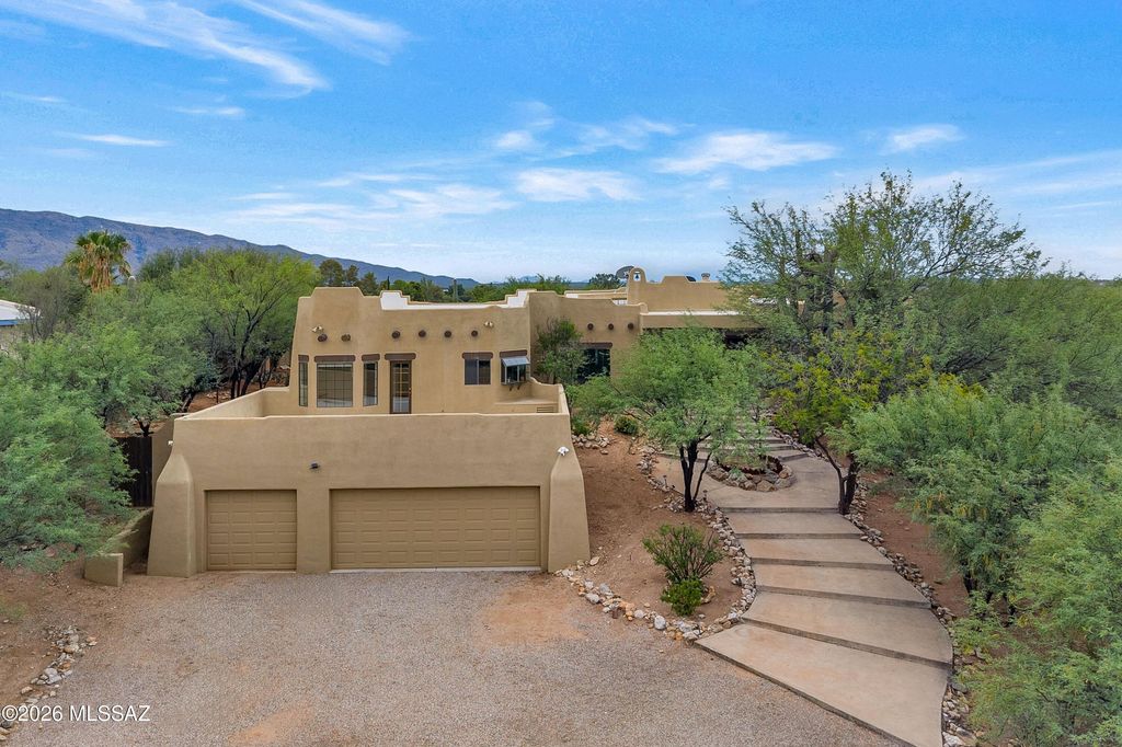 12160 E Tanque Verde Road, Tucson, AZ 85749