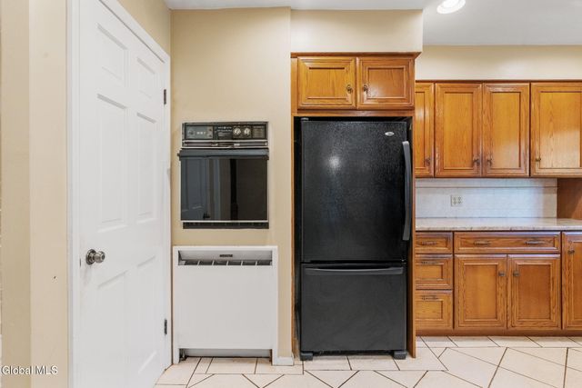 175 Colonial Avenue, Albany, NY 12208