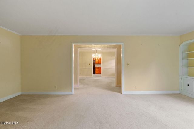 175 Colonial Avenue, Albany, NY 12208