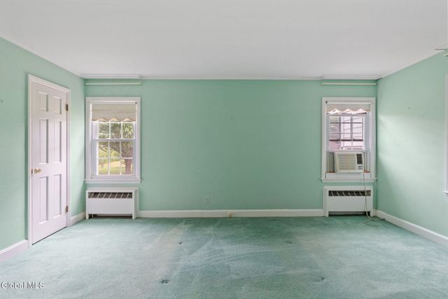 175 Colonial Avenue, Albany, NY 12208